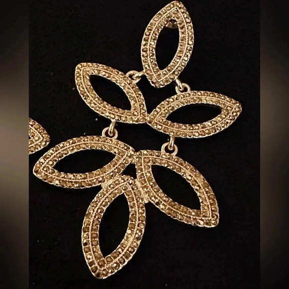 Lotus Bling Earrings - Picture 2 of 4